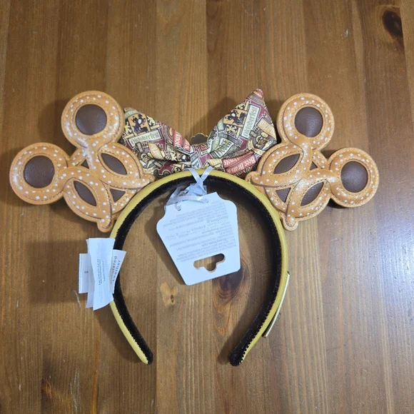 Loungefly X Disney Oktoberfest Mickey Pretzel Ear Headband - Picture 2 of 3